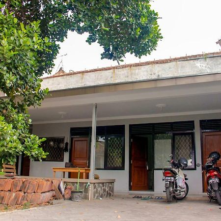 Srikaloka 12 Kostel - For Female And Couple Apartment Yogyakarta Bagian luar foto