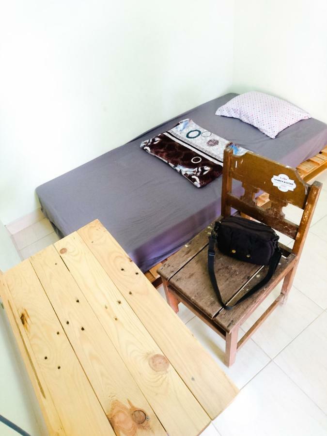 Srikaloka 12 Kostel - For Female And Couple Apartment Yogyakarta Bagian luar foto