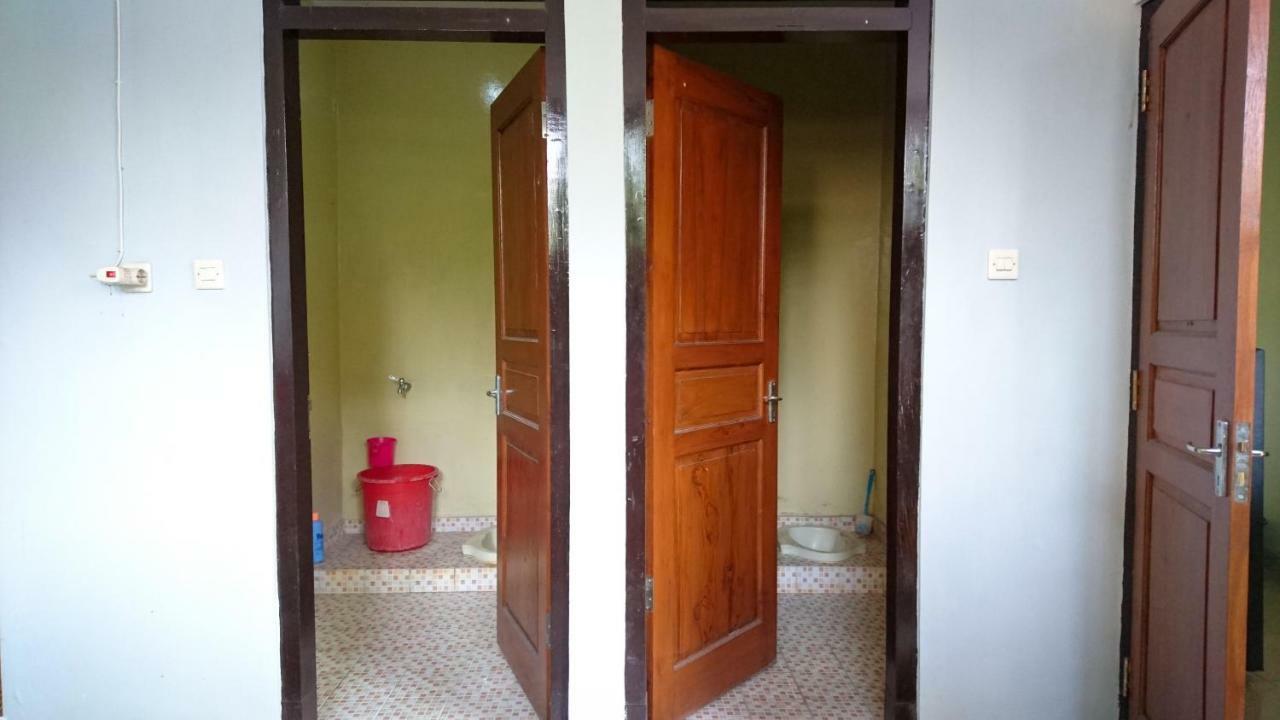 Srikaloka 12 Kostel - For Female And Couple Apartment Yogyakarta Bagian luar foto